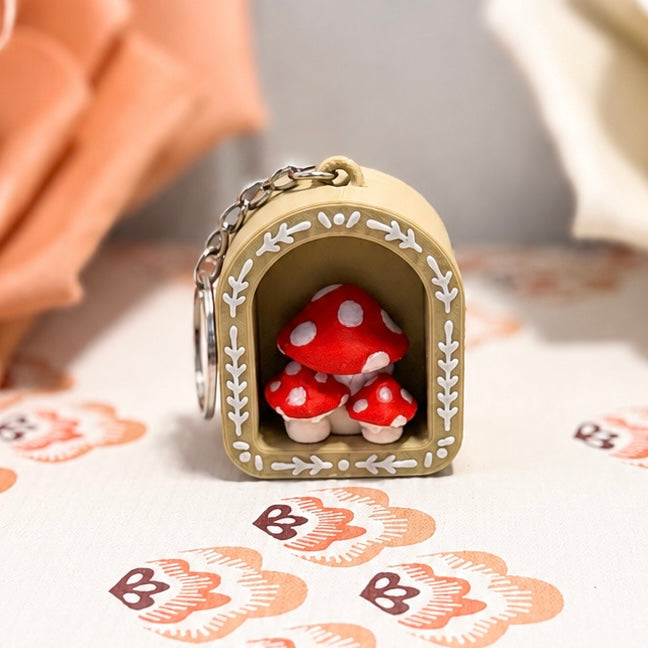 Book Nook 1-Slot Clicker