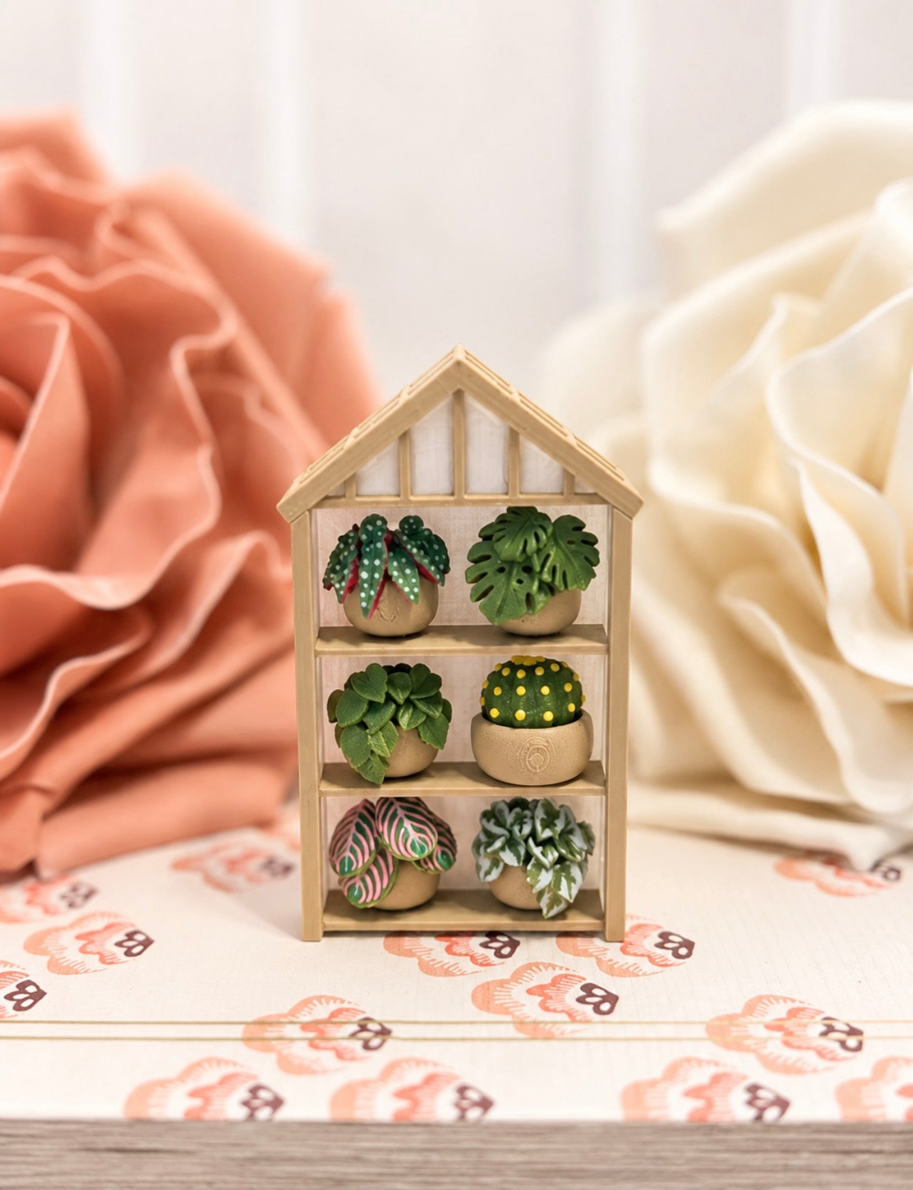 Greenhouse Plant Shelf Clicker | Botanical Desk Fidget