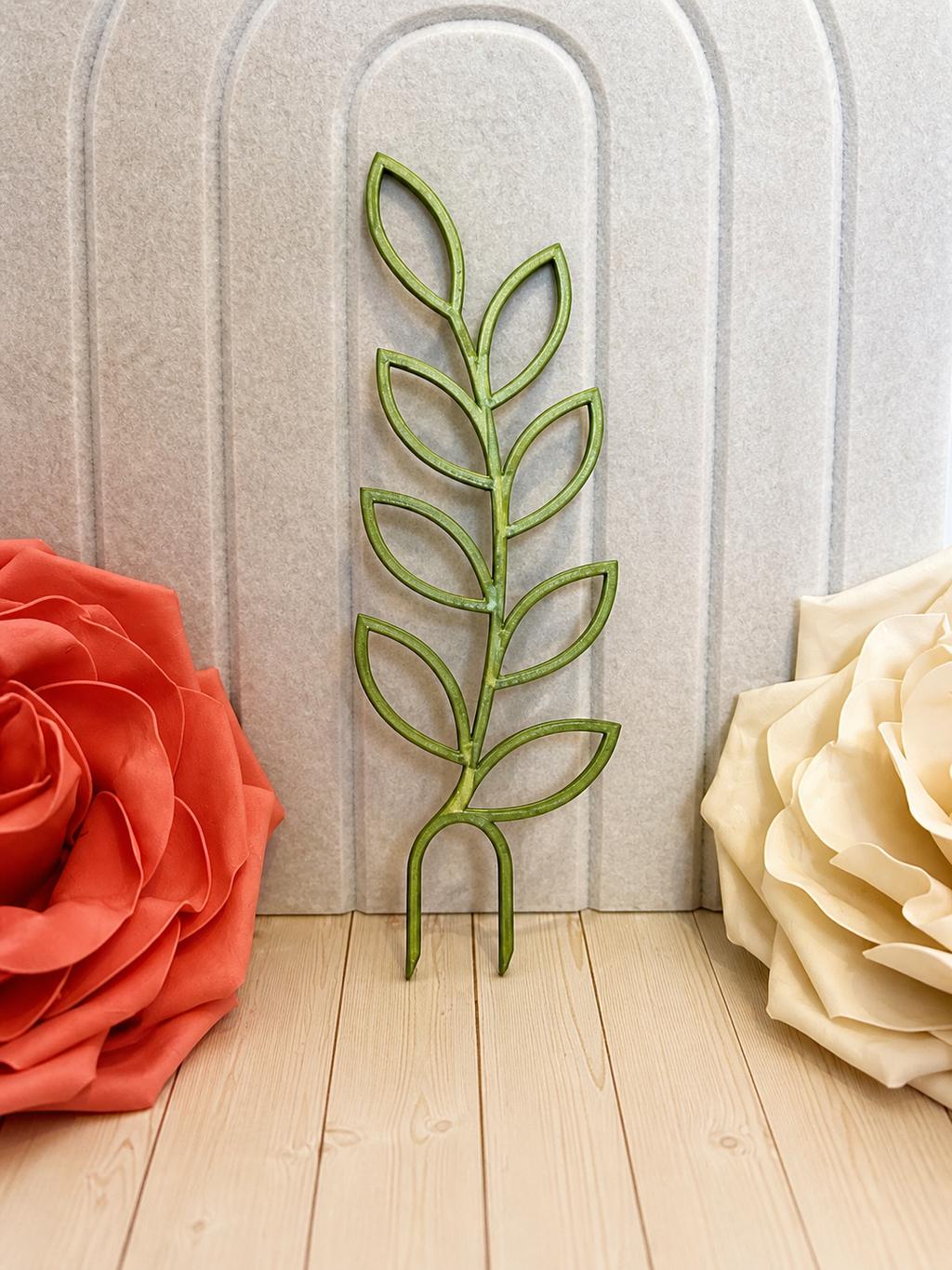 Vine Leaf Plant Trellis